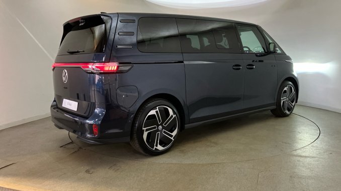 Volkswagen ID. Buzz 250kW GTX Pro 86kWh 5dr 4MOTION LWB Auto [7 Seat] Electric Estate - Image 34